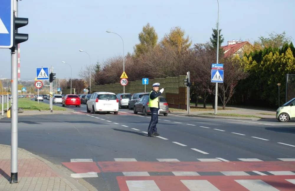 31 października policjanci rozpoczynają akcje &#8222;Znicz 2019&#8221;. Znamy szczegóły dot. organizacji ruchu