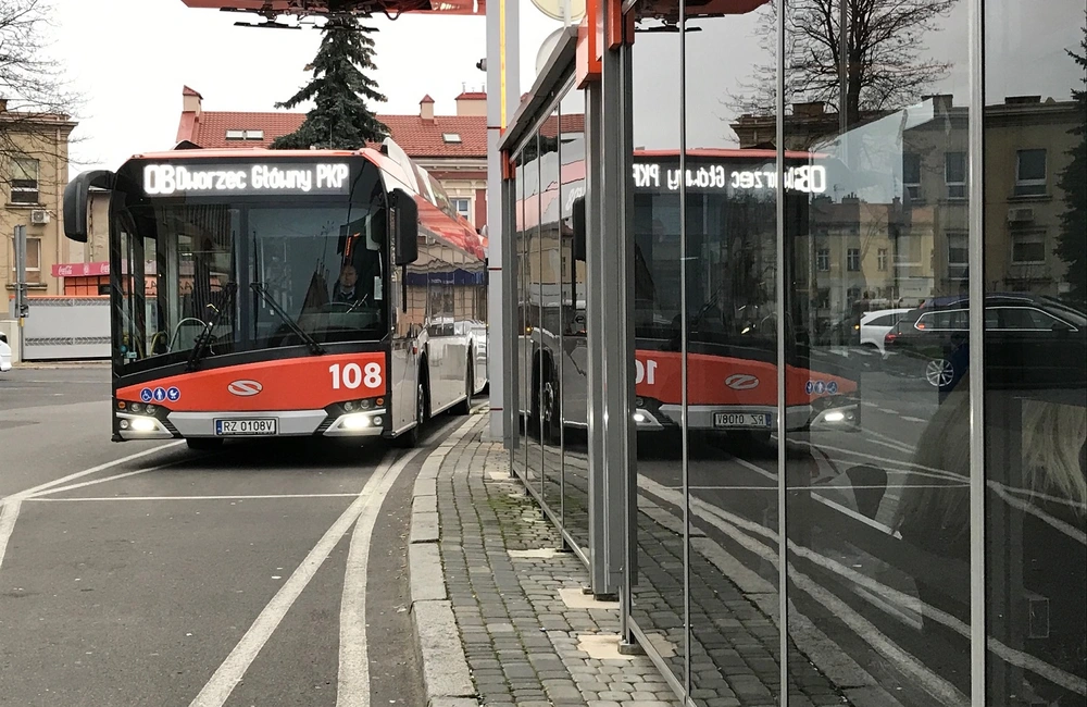 W środę &quot;Dzień bez samochodu&quot;. Komunikacja miejska będzie bezpłatna 