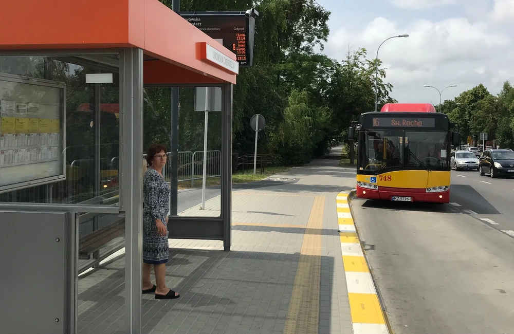 ZTM wznawia sprzedaż biletów łączonych &quot;Autobus + Autobus&quot;