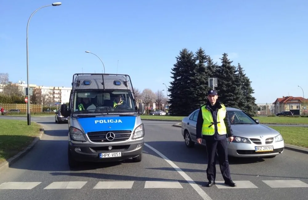 Organizacja ruchu przy rzeszowskich cmentarzach na Wszystkich Świętych