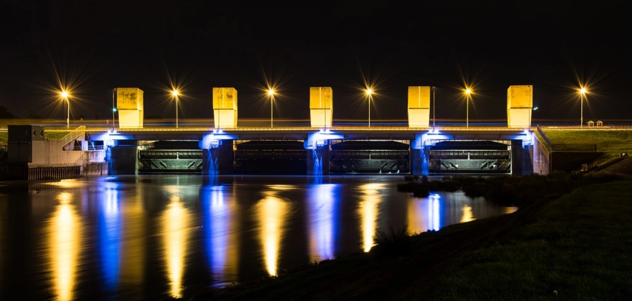 Zapora, fot. Wiktor Strzępek / RESinet.pl, Rzeszów