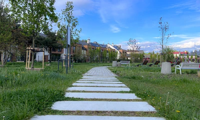 Ogród kieszonkowy przy al. Sikorskiego, fot. ViC / RESinet.pl, Rzeszów