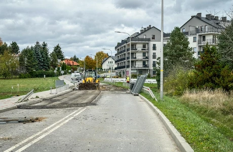 Postęp prac przy budowie ważnej drogi. Tymczasowa organizacja ruchu na ul. Wieniawskiego [ZDJĘCIA] fot. ViC / RESinet.pl 