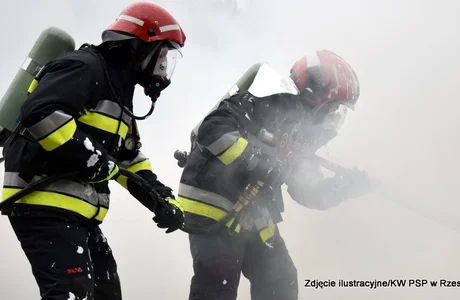 Tragedia w Łączkach Jagiellońskich. 85-letnia kobieta zginęła w pożarze domu Zdjęcie ilustracyjne / fot. KW PSP w Rzeszowie 