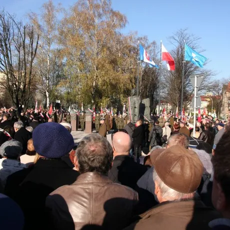  Odsłonięcie i poświecenie pomnika płk. Łukasza Cieplińskiego, - fot 30