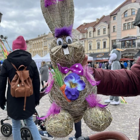 Jarmark Wielkanocny na rzeszowskim Rynku - fot 1