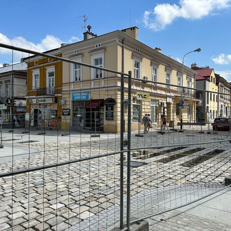 Rzeszów - Przebudowa ul. Grunwaldzkiej zbliża się do końca [Lipiec 2024] - fot 16