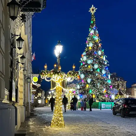 Rzeszów - Świąteczne Miasteczko i iluminacje w centrum Rzeszowa - fot 41