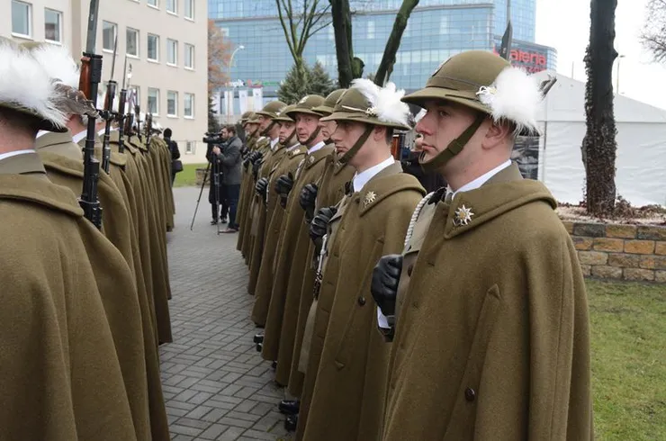 Rzeszów - Odsłonięcie pomnika smoleńskiego