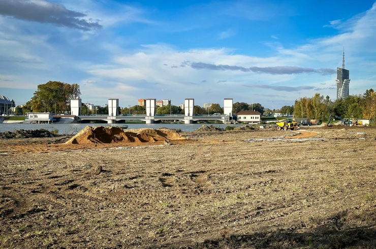 Budowa miejskiej plaży nad Wisłokiem [październik 2024]