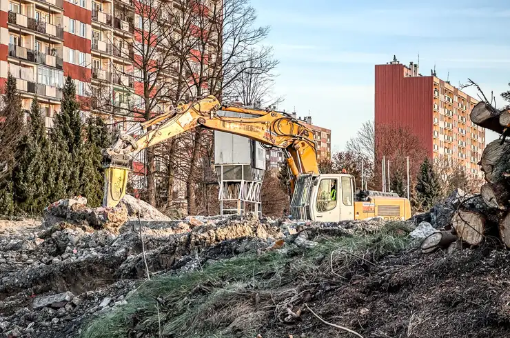 Rzeszów - Prace rozbiórkowe na stadionie Resovii przy ul. Wyspiańskiego [27.01.2025]