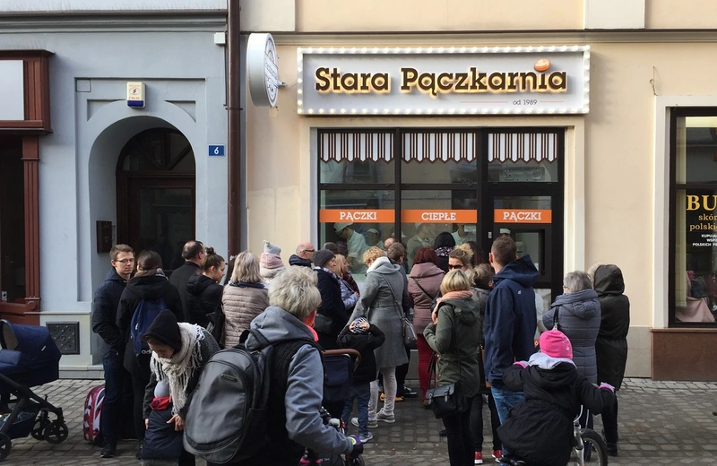 Ciepłe pączki przez cały rok. W Rzeszowie otworzyła się Stara Pączkarnia