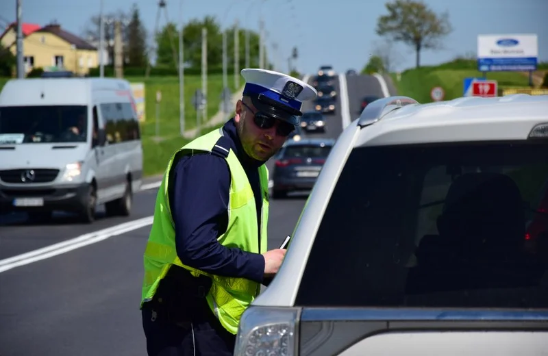 Akcja &#8222;Trzeźwy poranek&#8221;: 15 tys. kontroli, 66 zatrzymań, rekordzista miał trzy promile