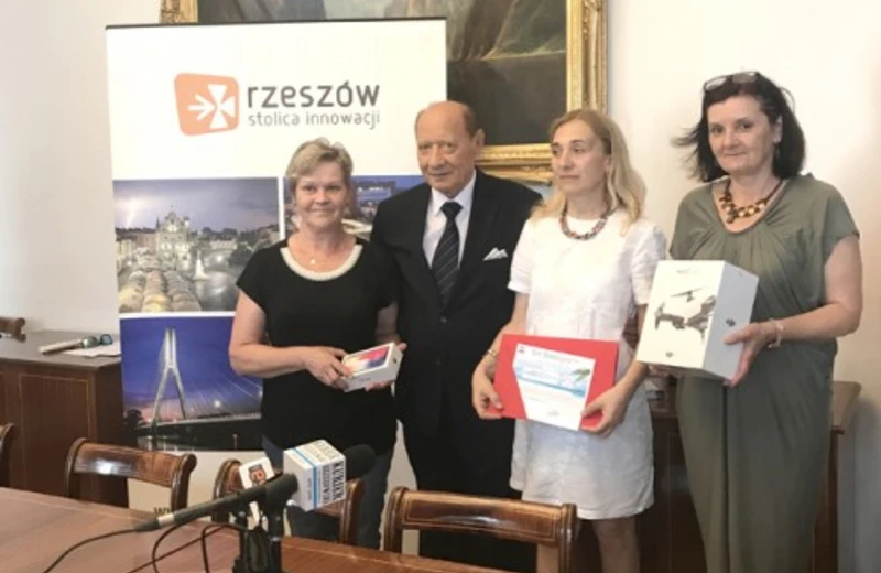 Nagrodzono zwycięzców loterii Rozlicz PIT w Rzeszowie