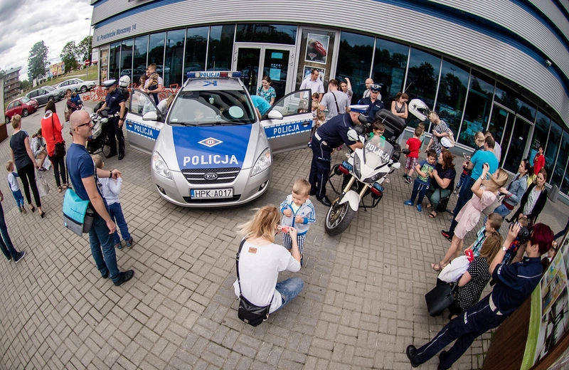 Policjanci i miasteczko ruchu drogowego podczas najbliższego Poranka dla dzieci