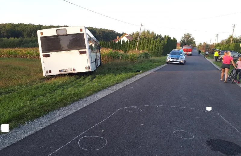 W 5-latkę uderzył autobus. Dziewczynka jechała na hulajnodze