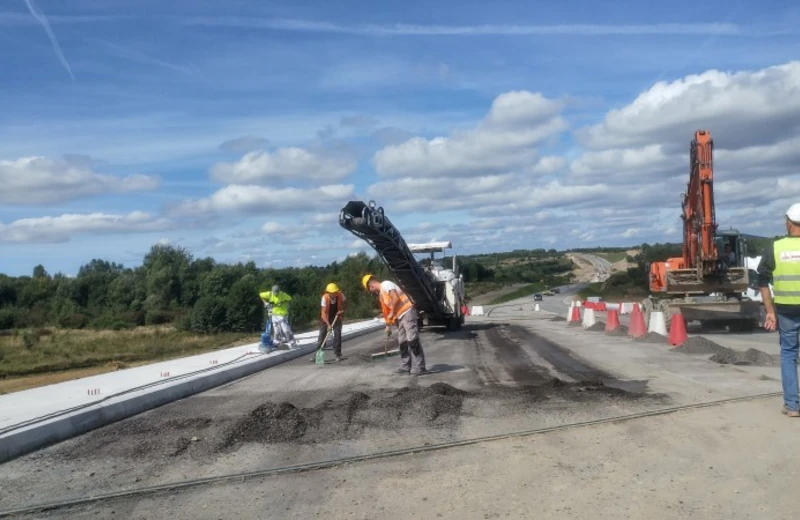 Raport z budowy obwodnicy Sanoka. Zakończenie planują na koniec bieżącego roku [FOTO]