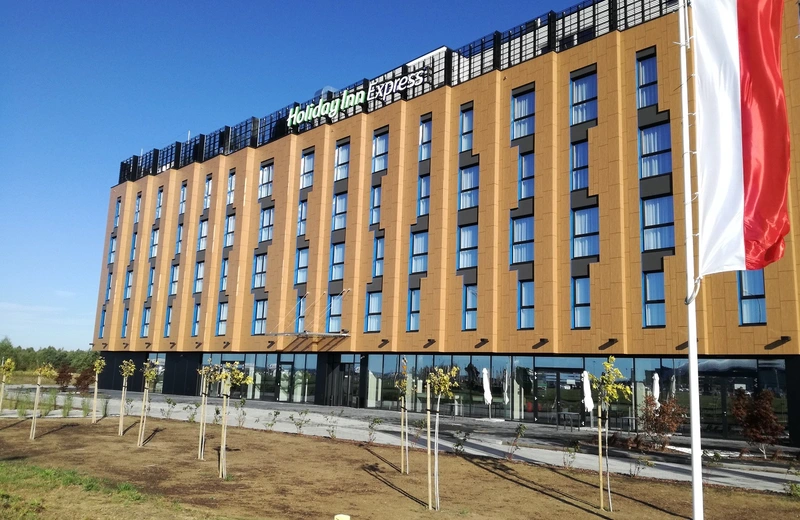 Otwarto nowy hotel w sąsiedztwie Portu Lotniczego Rzeszów-Jasionka [FOTO]