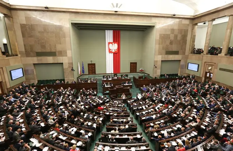 Podział mandatów sejmowych w okręgu rzeszowskim. Buczak, Szlachta, Gawlik i Wróblewska poza Sejmem?