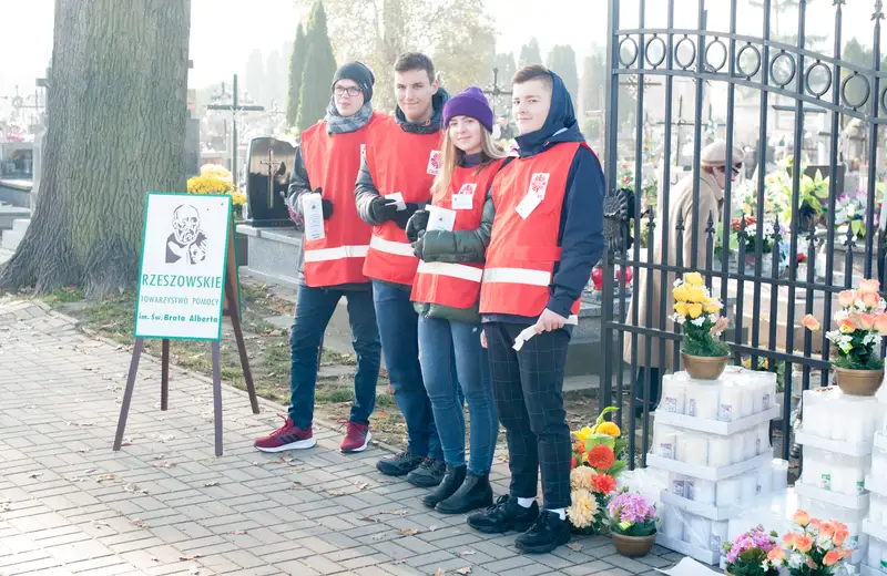 Wiemy, ile zebrano podczas tegorocznej kwesty. Środki trafią m.in. do schroniska kobiet w Racławówce 