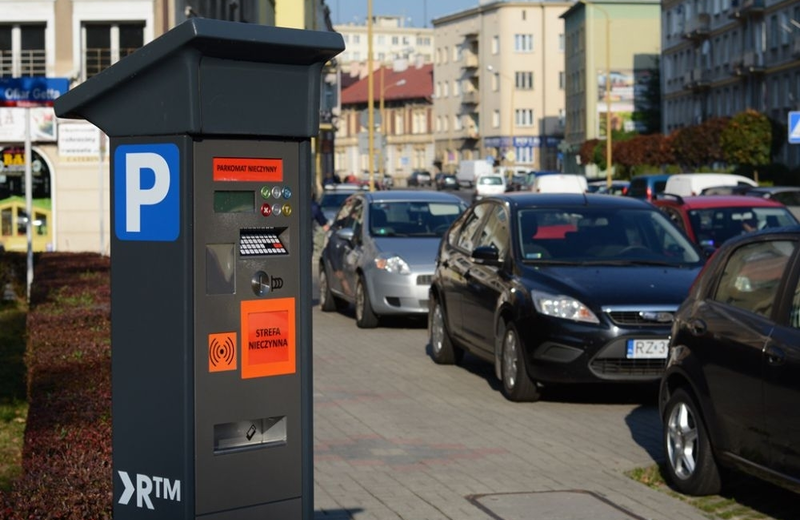 W nowych podstrefach strefy płatnego parkowania będzie 87 parkometrów