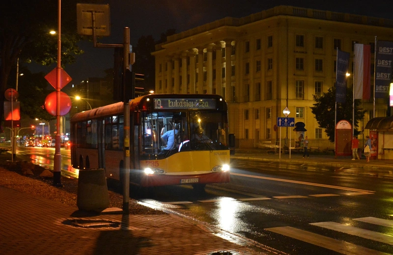 Jak pojadą autobusy komunikacji miejskiej w Sylwestra i w Nowy Rok? 