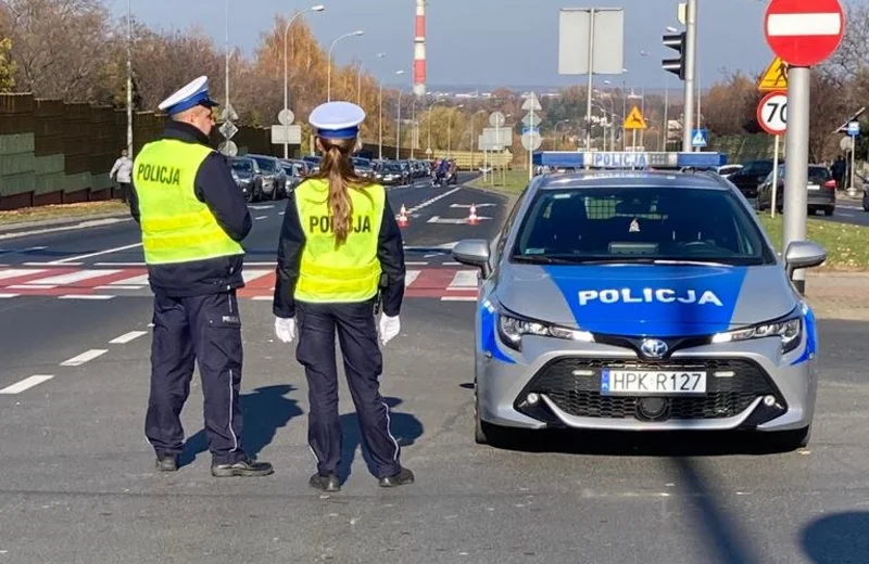 25 wypadków, 2 ofiary śmiertelne. Policjanci podsumowali akcję &quot;Znicz&quot; na Podkarpaciu