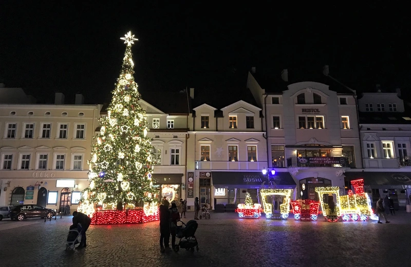 "Magiczna zima" w Rzeszowie. Blisko 70 wydarzeń kulturalnych i nowe lodowisko