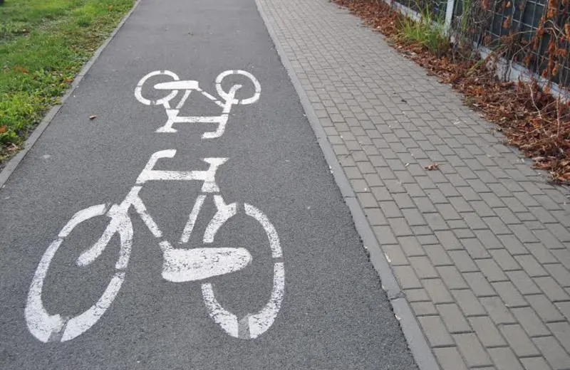 Na Zalesiu powstanie nowa ścieżka rowerowa. Połączy al. Sikorskiego z ul. Ćwiklińskiej