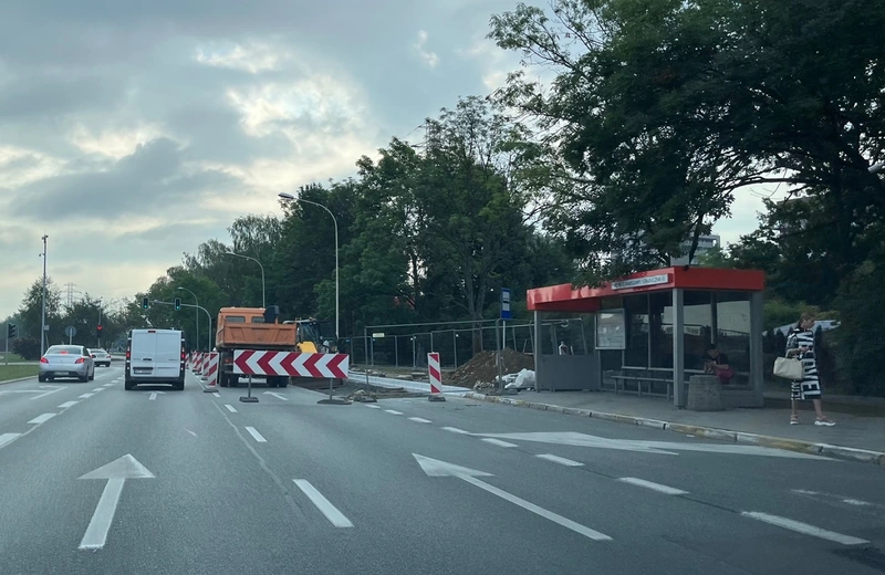 Utrudnienia w związku z przebudową zatok autobusowych