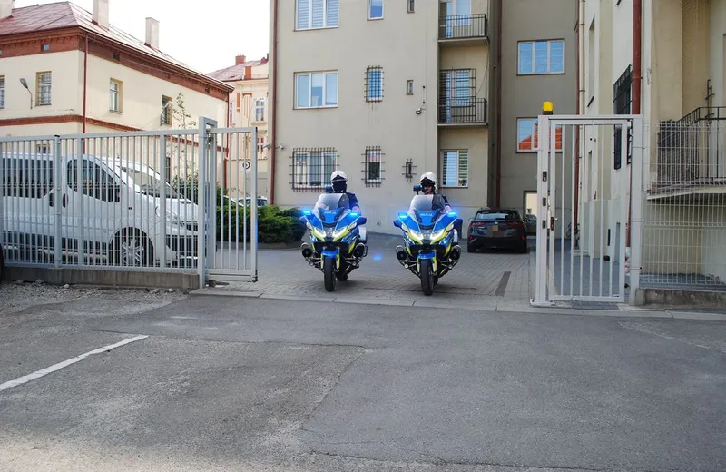 Policjanci z rzeszowskiej drogówki mają nowe motocykle BMW