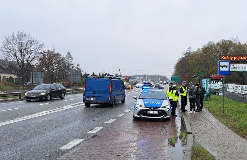 Troje pieszych potrąconych w Rzeszowie i Jasionce. Policja apeluje o ostrożność