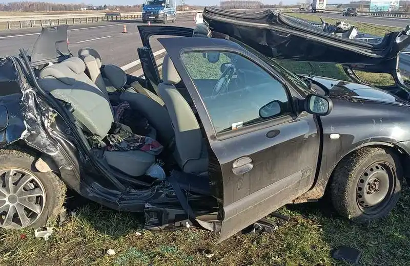 [Aktualizacja] Wypadek na autostradzie A4. Ruch w kierunku Rzeszowa jednym pasem