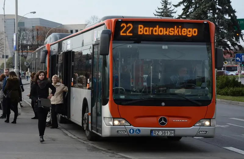 Objazdy autobusów MPK linii nr 3 i 22