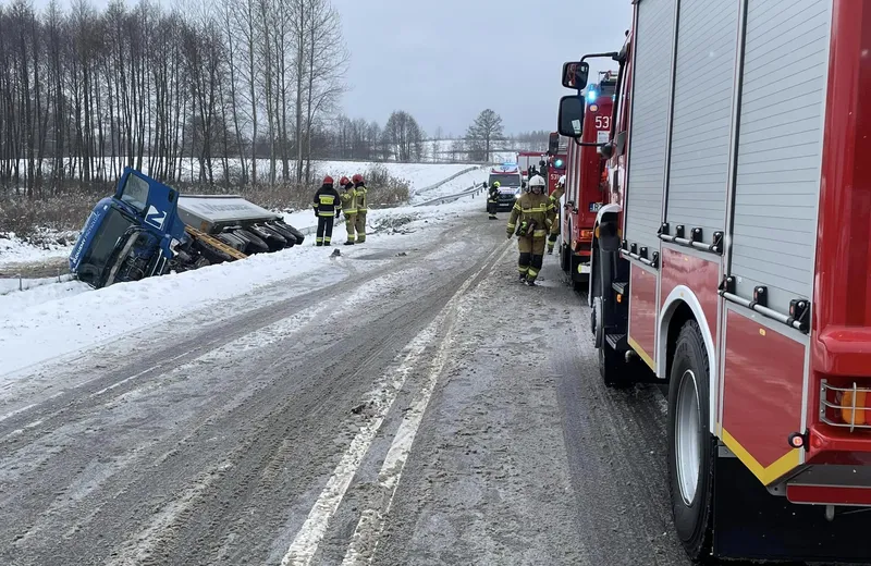 Wypadek w Sędziszowie Małopolskim. 6 osób rannych, w tym dzieci