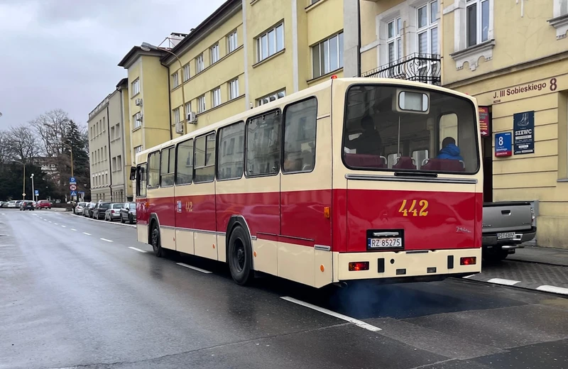 Zabytkowy Jelcz ponownie wyjedzie na ulice Rzeszowa