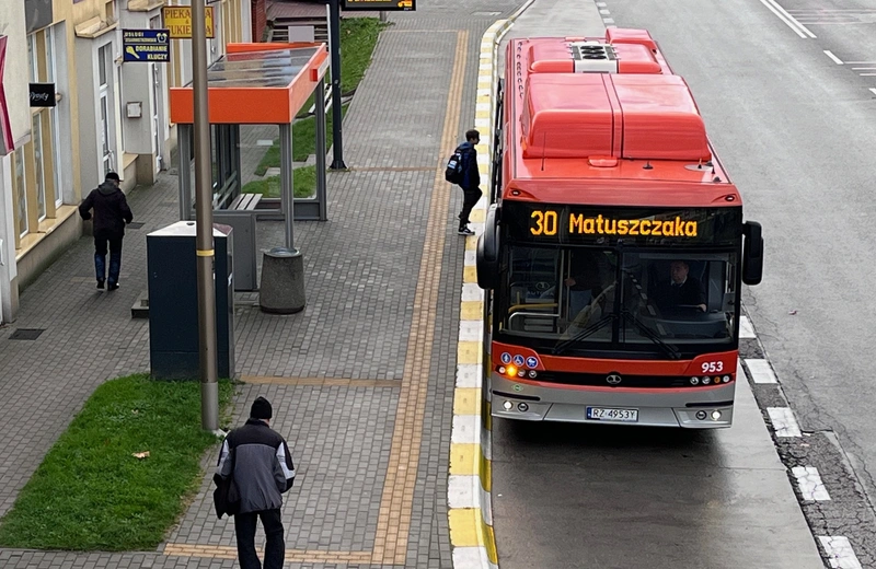 Nowe rozkłady jazdy pięciu linii MPK