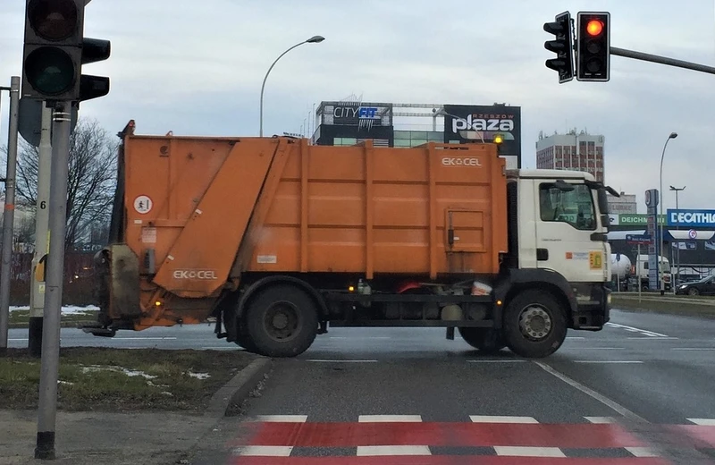 Obwoźna zbiórka odpadów niebezpiecznych w Rzeszowie [HARMONOGRAM]