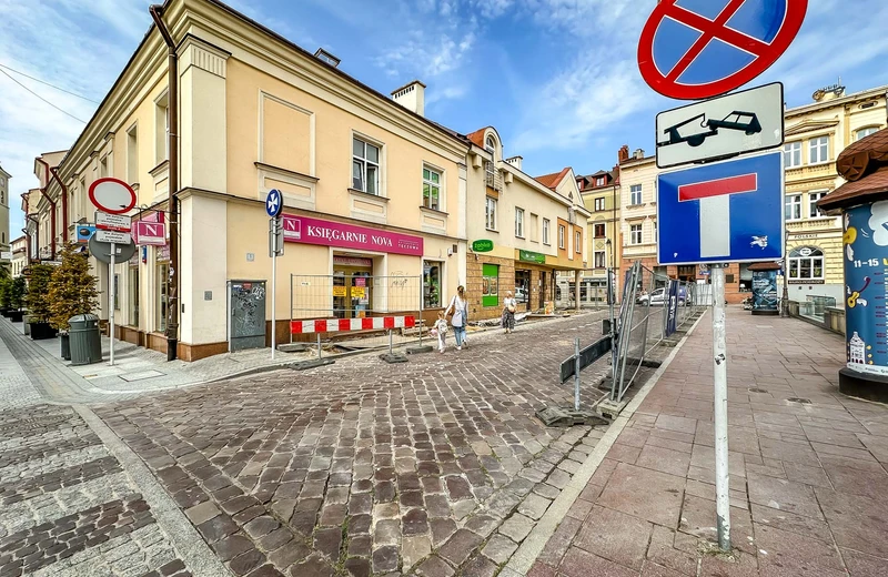 Trwa przebudowa chodników w centrum Rzeszowa