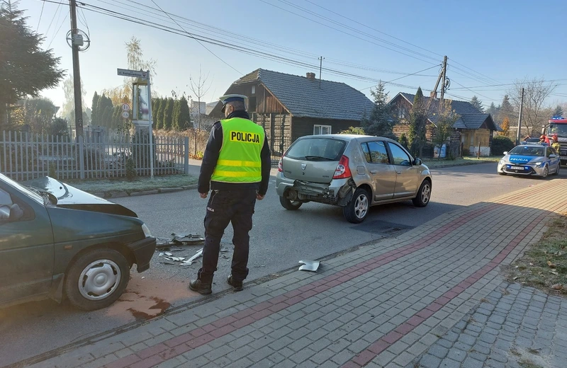 Wypadek w Łańcucie. Trzy osoby trafiły do szpitala