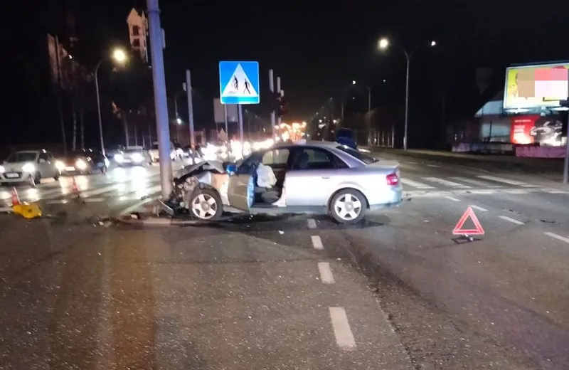 Zderzenie dwóch samochodów na ul. Lwowskiej w Rzeszowie. Jedna osoba ranna