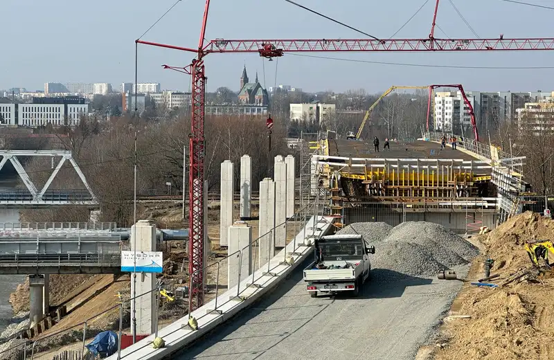 Rozpoczęło się betonowanie estakady na Wisłokostradzie [ZDJĘCIA]