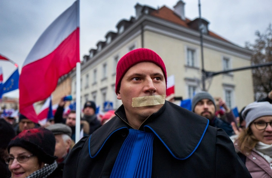 fot. Chris Niedenthal "Tu i teraz" / Materiały organizatorów Rzeszowskiego Festiwalu Fotografii