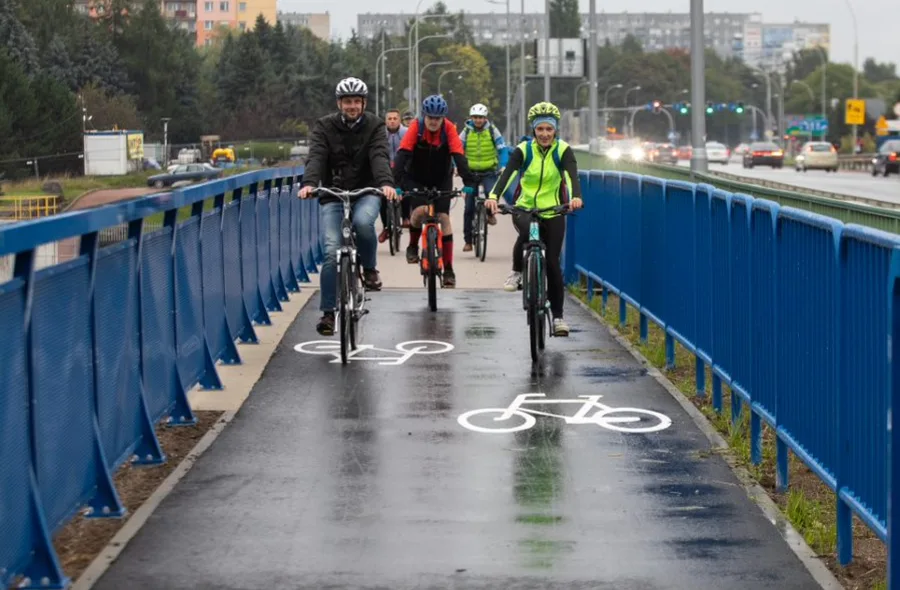 Kładka rowerowa przy moście Karpackim, fot. Grzegorz Bukała / Urząd Miasta Rzeszowa